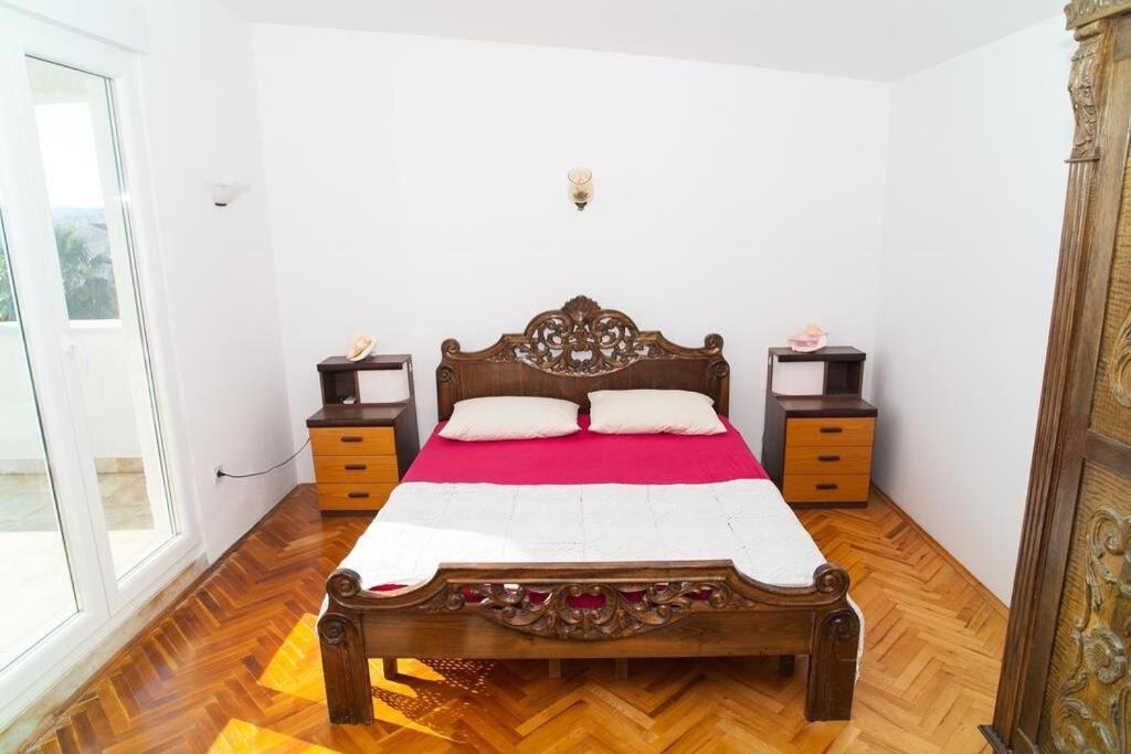 House Villa More 罗戈兹尼察 外观 照片