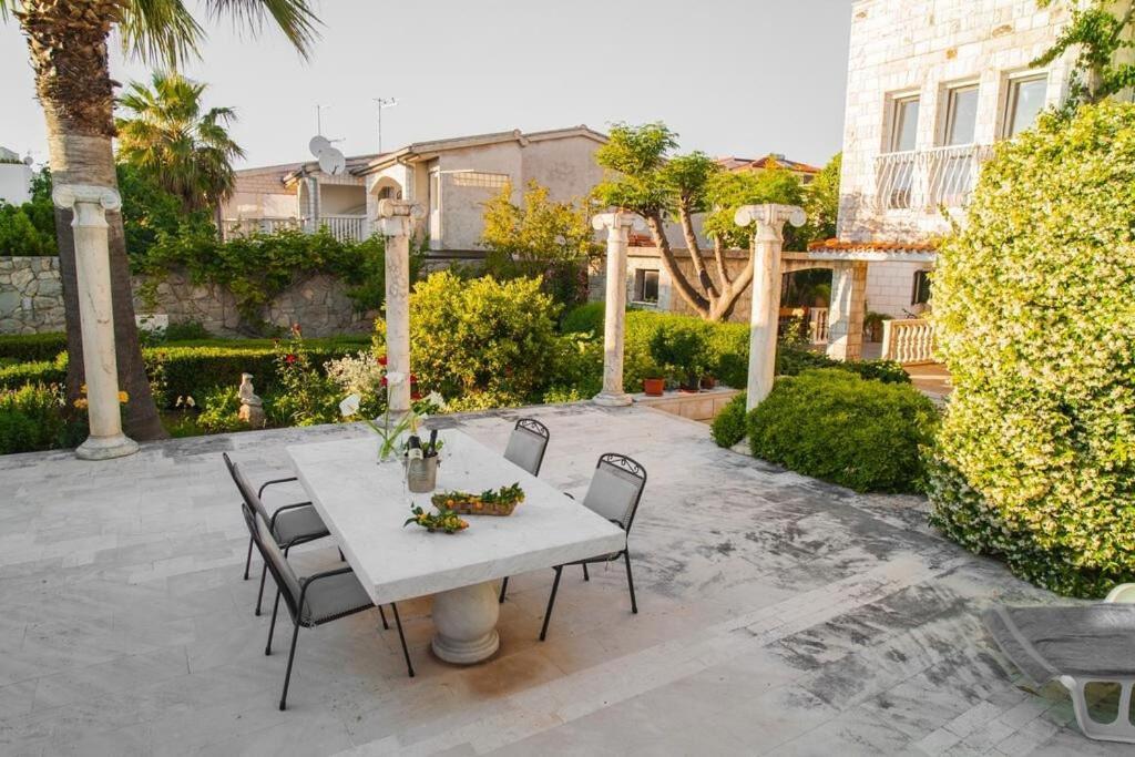 House Villa More 罗戈兹尼察 外观 照片